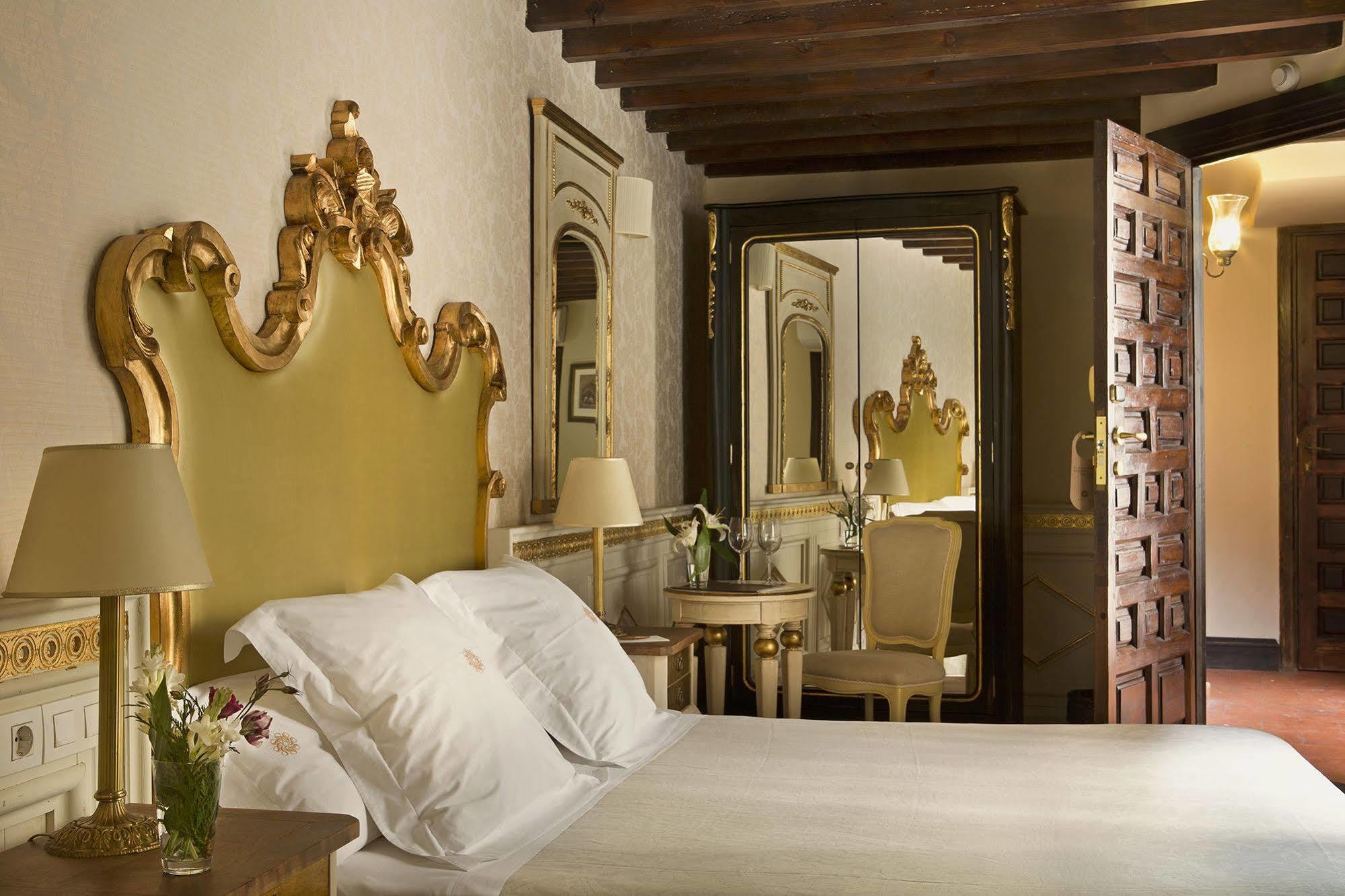 Hotel Casa 1800 3*